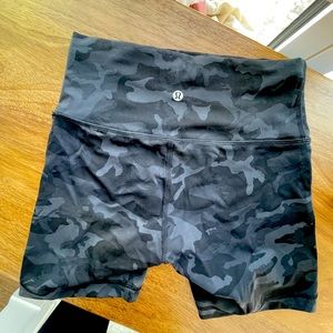 Lululemon Camo biker shorts